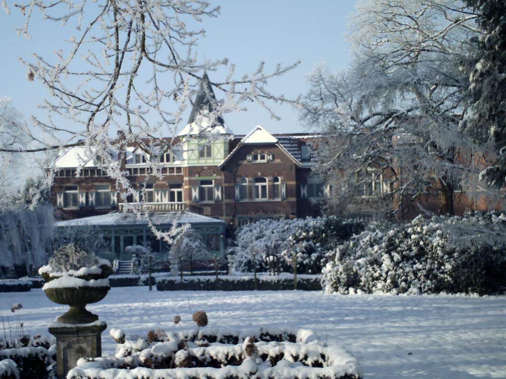 Kasteel Wurfeld Hotel Maaseik Kültér fotó
